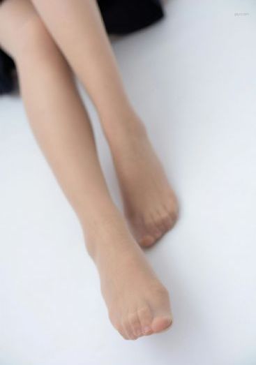 一个人在线观看免费视频_粤语中字在线观看