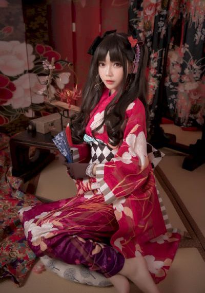 操白丝美女_免费高清在线观看