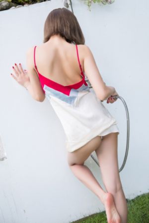 大胸女被c_蓝光在线播放观看