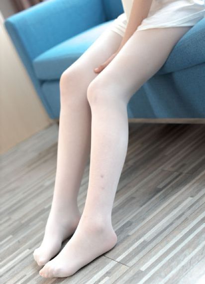 老女人擦她毛茸茸黑森林_HD日韩免费观看