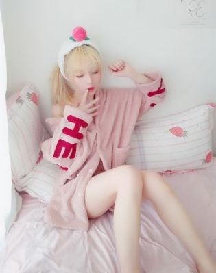 漂亮的老婆_HD视频大全